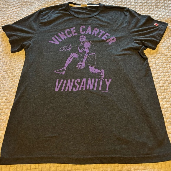 Vince Carter “Vinsanity” Homage T-Shirt Size L - Picture 1 of 7